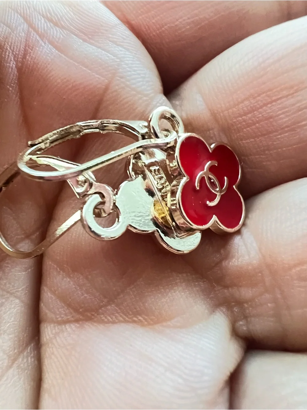 Unbranded Red Clover-Style Drop Earrings with Interlocking Accent